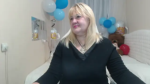 EmmaEllison online show from 4, 10, 2025