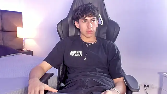 Aaron Spencer13 online show from 8, 10, 2025