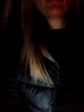 Snapshot of Madamx14 chatting on 6, 10, 2025 Madamx14 online show from 6, 10, 2025