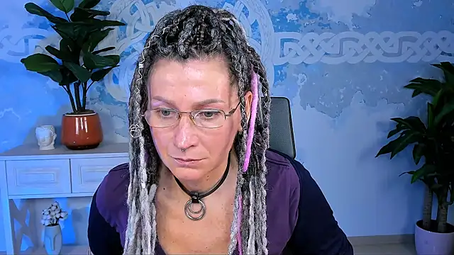 Snapshot of UmaSpace chatting on 4, 10, 2025 UmaSpace online show from 4, 10, 2025