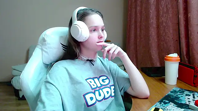 SharybbFace online show from 5, 11, 2025