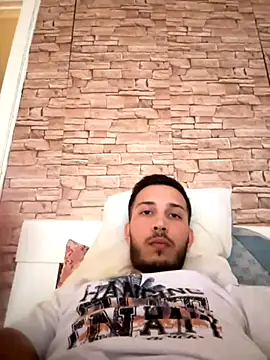 Snapshot of daddyzx12 chatting on 13, 9, 2025 daddyzx12 online show from 13, 9, 2025
