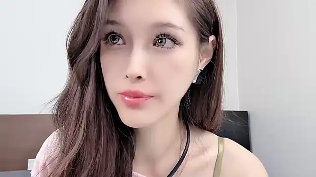 Snapshot of QiaoHui chatting on 8, 10, 2025 QiaoHui online show from 8, 10, 2025