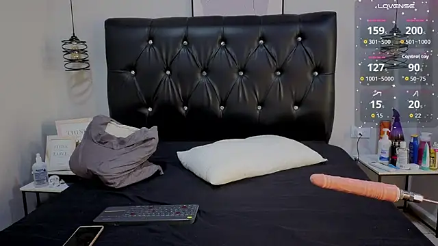 Antonella RiosFG online show from 27, 10, 2025