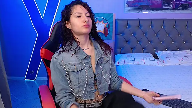 Snapshot of Sabriinaa_Foxx chatting on 16, 10, 2025 Sabriinaa Foxx online show from 16, 10, 2025