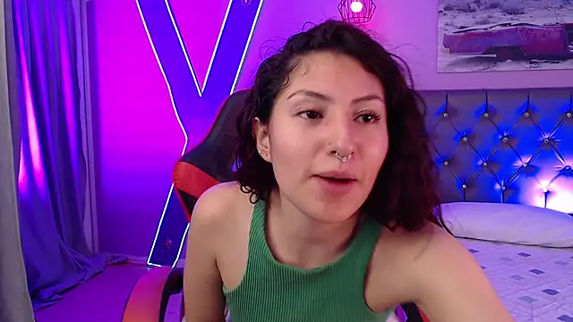 Snapshot of Sabriinaa_Foxx chatting on 20, 10, 2025 Sabriinaa Foxx online show from 20, 10, 2025