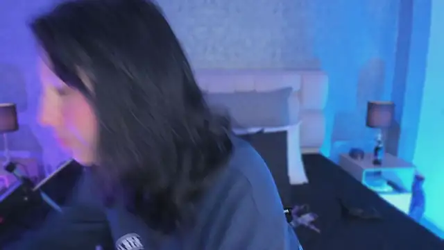 Snapshot of Jensen_hill chatting on 2, 10, 2025 Jensen hill online show from 2, 10, 2025