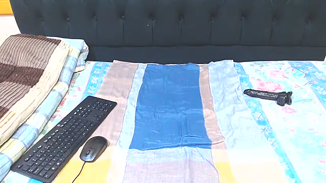 Snapshot of SexyBeverly_ chatting on 6, 10, 2025 SexyBeverly  online show from 6, 10, 2025