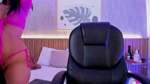 Coco-balenciaga online show from 22, 9, 2025