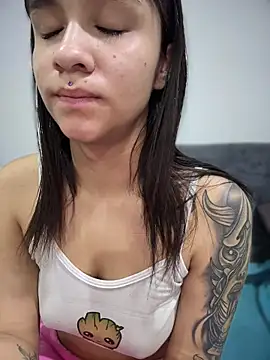 Isabella-Teen online show from 25, 11, 2025