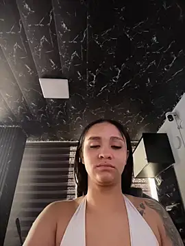 Snapshot of Isabella-Teen chatting on 17, 6, 2026 Isabella-Teen online show from 17, 6, 2026