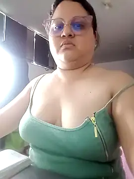 Chiki hot92 online show from 2, 10, 2025