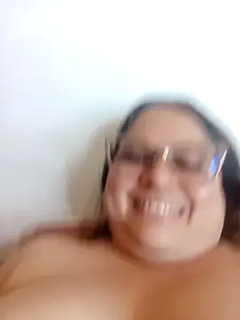 Chiki hot92 online show from 22, 10, 2025