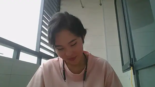 Snapshot of JennyCarpenter chatting on 1, 10, 2025 JennyCarpenter online show from 1, 10, 2025