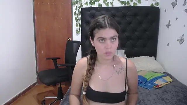 Snapshot of isabel_09 chatting on 29, 10, 2025 isabel 09 online show from 29, 10, 2025