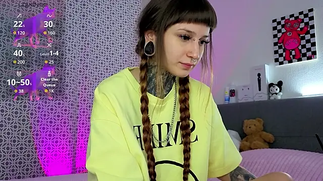 Snapshot of LilithPoison chatting on 21, 2, 2026 LilithPoison online show from 21, 2, 2026