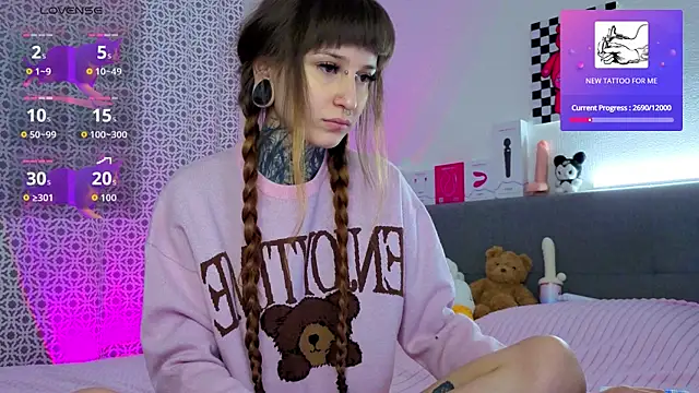 Snapshot of LilithPoison chatting on 8, 3, 2026 LilithPoison online show from 8, 3, 2026