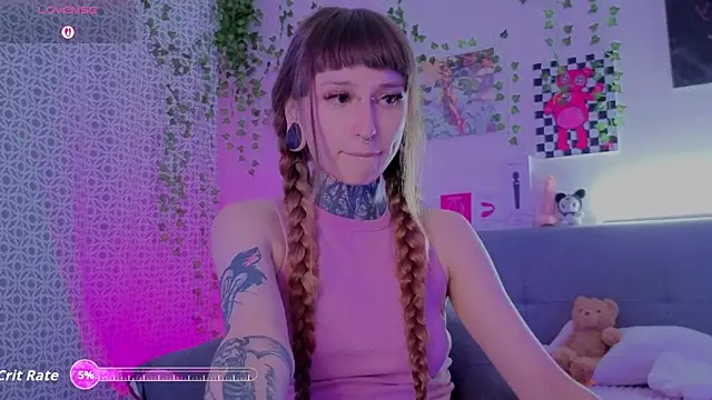 Snapshot of LilithPoison chatting on 15, 7, 2026 LilithPoison online show from 15, 7, 2026