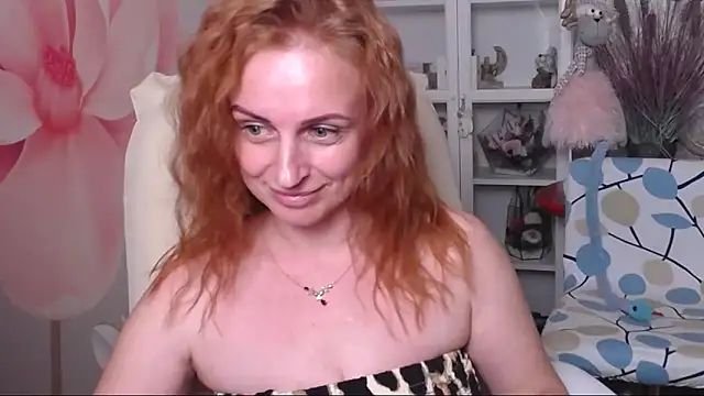 Snapshot of Venus_love1 chatting on 12, 5, 2026 Venus love1 online show from 12, 5, 2026