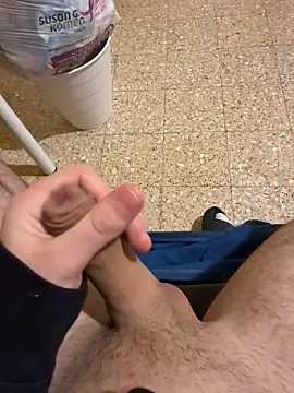 Snapshot of pierino666 chatting on 4, 11, 2025 pierino666 online show from 4, 11, 2025