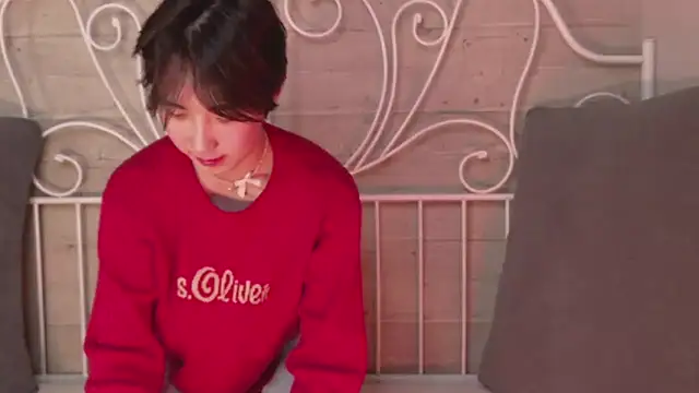 Snapshot of HeejinWang chatting on 2, 10, 2025 HeejinWang online show from 2, 10, 2025