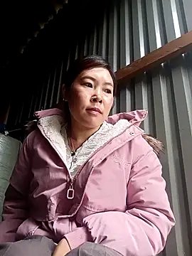 Snapshot of Siathong chatting on 1, 10, 2025 Siathong online show from 1, 10, 2025