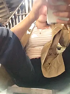 Snapshot of Siathong chatting on 11, 10, 2025 Siathong online show from 11, 10, 2025