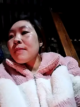 Snapshot of Siathong chatting on 29, 10, 2025 Siathong online show from 29, 10, 2025