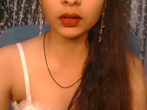 Snapshot of alaviya-19 chatting on 12, 10, 2025 alaviya-19 online show from 12, 10, 2025