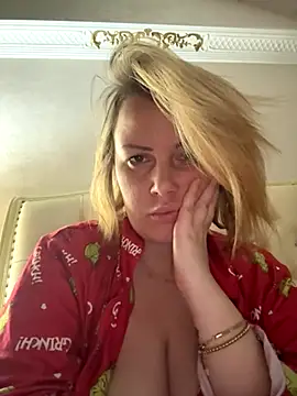 Snapshot of Piccolamonella29 chatting on 23, 11, 2025 Piccolamonella29 online show from 23, 11, 2025