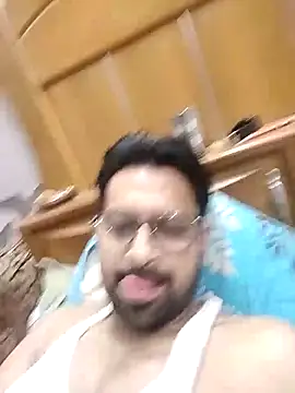 Snapshot of mohsin99272 chatting on 23, 9, 2025 mohsin99272 online show from 23, 9, 2025