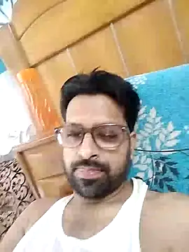 Snapshot of mohsin99272 chatting on 25, 9, 2025 mohsin99272 online show from 25, 9, 2025