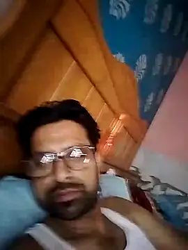 Snapshot of mohsin99272 chatting on 16, 10, 2025 mohsin99272 online show from 16, 10, 2025