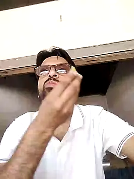 Snapshot of mohsin99272 chatting on 22, 10, 2025 mohsin99272 online show from 22, 10, 2025