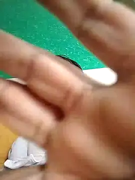 Snapshot of mohsin99272 chatting on 28, 10, 2025 mohsin99272 online show from 28, 10, 2025