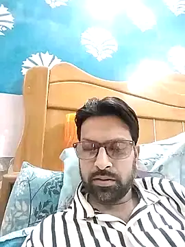 Snapshot of mohsin99272 chatting on 29, 10, 2025 mohsin99272 online show from 29, 10, 2025