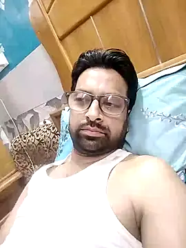 Snapshot of mohsin99272 chatting on 1, 11, 2025 mohsin99272 online show from 1, 11, 2025