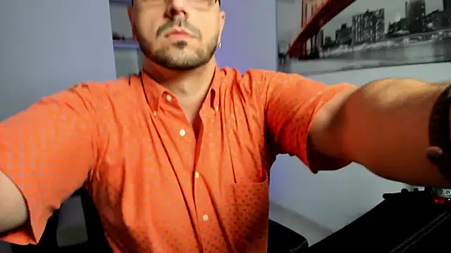 Snapshot of Jace_Thorne chatting on 17, 9, 2025 Jace Thorne online show from 17, 9, 2025