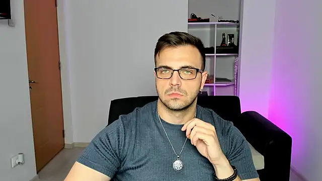 Snapshot of Jace_Thorne chatting on 2, 10, 2025 Jace Thorne online show from 2, 10, 2025