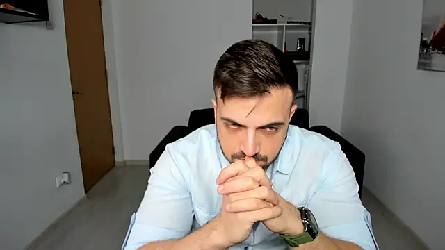 Snapshot of Jace_Thorne chatting on 17, 10, 2025 Jace Thorne online show from 17, 10, 2025