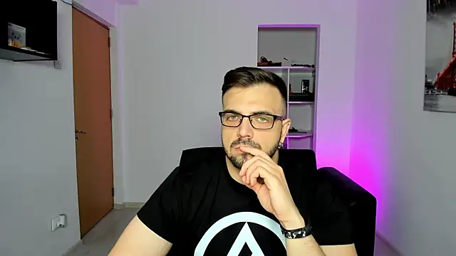 Snapshot of Jace_Thorne chatting on 1, 11, 2025 Jace Thorne online show from 1, 11, 2025