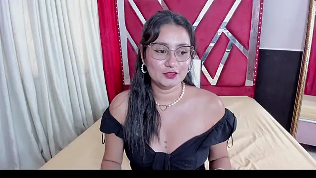 Luna021 1 online show from 23, 9, 2025