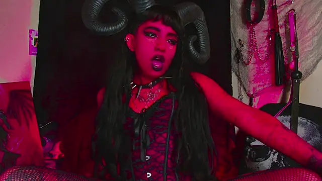 Snapshot of agathaaiko6 chatting on 19, 10, 2025 agathaaiko6 online show from 19, 10, 2025