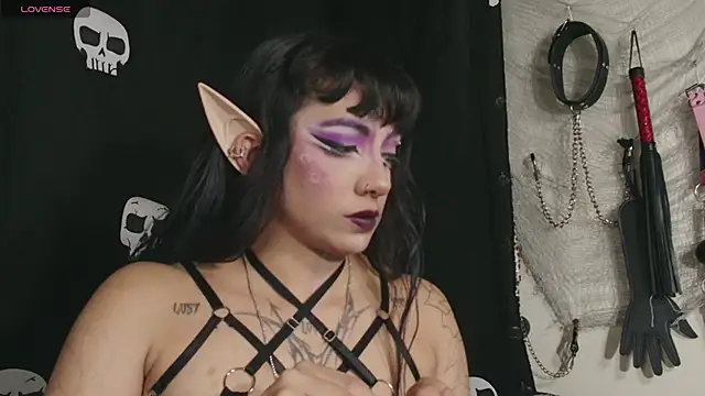 Snapshot of agathaaiko6 chatting on 25, 10, 2025 agathaaiko6 online show from 25, 10, 2025