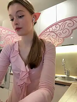 Snapshot of FriendlyFire_18 chatting on 29, 10, 2025 FriendlyFire 18 online show from 29, 10, 2025