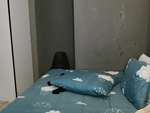 Snapshot of Lillyan_N chatting on 12, 10, 2025 Lillyan N online show from 12, 10, 2025