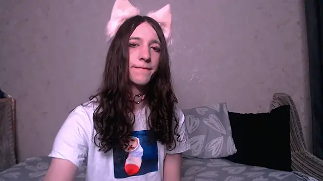 SilverMuse  online show from 6, 10, 2025