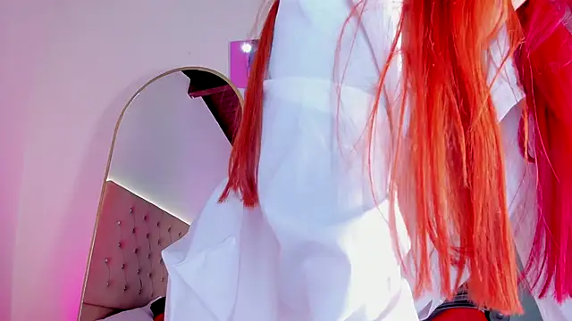 Snapshot of Hayley__Roberts chatting on 27, 10, 2025 Hayley  Roberts online show from 27, 10, 2025