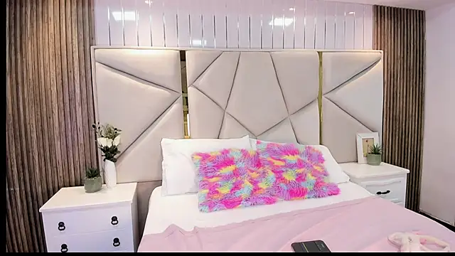 Maddy XOXO HOT online show from 15, 10, 2025