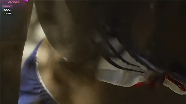 Snapshot of SUM___ chatting on 1, 10, 2025 SUM online show from 1, 10, 2025